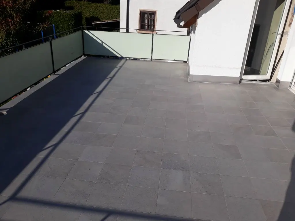 Balkonplatten in Grau